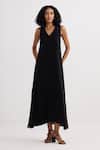 Shop_Reistor_Black Crepe V-neck Sleeveless Dress _Online_at_Aza_Fashions