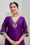 Buy_Label Flamingo By Vrinda_Purple Chanderi Silk Zari V-neck Hand Embroidered Kurta And Salwar Set 