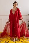 Buy ASRUMO Red Chanderi, Organza Embroidery, Zari V-neck Kurta Set Online at Aza Fashions Buy_ASRUMO_Red Chanderi, Organza Embroidery, Zari V-neck Kurta Set _Online_at_Aza_Fashions
