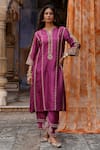 Charu Makkar_Purple Silk, Organza Embroidery Split V-neck Sohni Kurta Set _at_Aza_Fashions