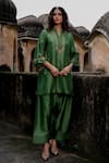 Buy_Charu Makkar_Green Silk Embroidery Split V-neck Ravina Kurta Set _Online_at_Aza_Fashions