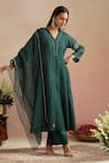 Buy_Trendy Tokari_Green Chanderi Silk, Cotton, Organza Embroidery Split V-neck Hand Kurta Set 