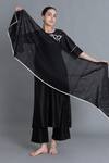 Buy_Khat_Black Chanderi Silk Embroidery, Piping Round Neck Floral Pleated Kurta Set _at_Aza_Fashions