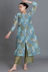 Buy_Khat_Blue Chanderi Silk Round Neck Ocean Floral Print Kurta And Pant Set _at_Aza_Fashions