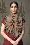 Buy_Mauli Cashmere_Brown Shimmering Pattern Embroidered Wool And Silk Stole _at_Aza_Fashions