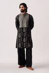 Wabi Sabi By Anshum-Ritesh_Black Chanderi Embroidery Garden Tapestry Phiran Kurta And Pant _Online_at_Aza_Fashions
