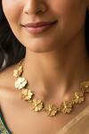 Buy_Suhani Pittie_Gold Plated Flower Motifs Necklace _at_Aza_Fashions