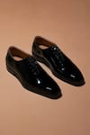 Buy_Dmodot_Black Ferraro Nero Oxford Shoes _at_Aza_Fashions