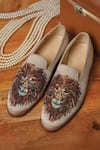 Buy_Dmodot_White Avorio Lion Motif Beaded Loafers  _at_Aza_Fashions