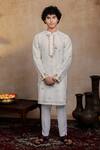 Buy_Hilo Design_Off White Silk Embroidery Geometric Symphony Kurta With Dupatta 