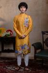 Buy_Hilo Design_Mustard Silk Embroidery Mural Krishna Kurta _at_Aza_Fashions