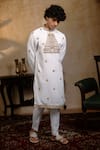 Buy_Hilo Design_White Silk Embroidery Devalaya Kurta _at_Aza_Fashions