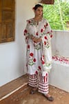 Buy_Maison Shefali_White Cotton Gota Patti V-neck Mughal Boota Print Kurta Set _at_Aza_Fashions