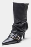 Buy_Oroh_Black Buckles Genuine Leather Detail Ankle Boots 