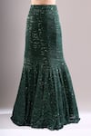 Samyukta Singhania_Emerald Green Net, Lycra Sequins, Embroidery Round Neck Wavy Hand Lehenga Set _Online_at_Aza_Fashions