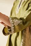 Buy_Mushio_Olive Green Chanderi Embroidery Round , Keyhole Mehreen Kurta 