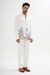 Kalpana Naik_White Crepe Embroidery Domes Of Greece Jacket And Trouser Set _Online_at_Aza_Fashions