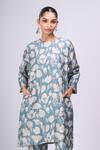 Divyam Mehta_Blue Round Neck Flower Print Kurta With Pant _at_Aza_Fashions