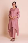 Brij_Lavender Muslin, Silk Embroidery V-neck Amaira Kurta Set _Online_at_Aza_Fashions