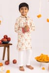 Buy_MR Brat_Off White Muslin, Cotton Anar Jaal Printed Kurta Set _at_Aza_Fashions