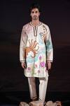 Buy_Jubinav Chadha_Ivory Silk, Silk, Storytelling Motif Kurta And Pant Set 