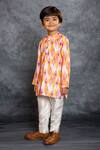 Shop_JILMIL DREAMWEAR_Multi Color Cotton, Linen Digital Print Kurta And Pant Set 