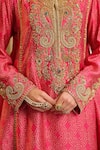 Buy_Label Niti Bothra_Pink Embroidery, Zari, Stones Mandarin Collar, Printed Pheran Short Kurta Set _Online