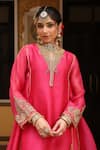 Buy_Label Niti Bothra_Pink Organza Embroidery Split V-neck Pheran Short Kurta Set _Online_at_Aza_Fashions