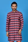 Buy_Sayisha_Red Checked Printed Kurta  _at_Aza_Fashions