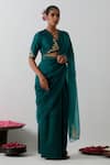 Buy_Vinusto_Emerald Green Silk Embroidery, Zari, Metallic Thread V-neck Blouse With Saree _at_Aza_Fashions