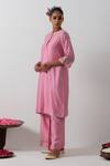 Buy_Vinusto_Pink Chanderi Embroidery Round Neck Hand Kurta Set _Online_at_Aza_Fashions
