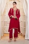 Buy_Daljit Sudan_Red Crepe Embroidery, Zari V-neck Tilla Phiran And Pant Set _at_Aza_Fashions