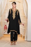 Buy_Daljit Sudan_Black Crepe Embroidery V-neck Tilla Phiran Kurta And Pant Set _at_Aza_Fashions
