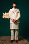 Buy_Niloufer By Aasif Ally_White Silk Embroidery Hand-painted Floral Nehru Jacket Kurta And Pant _at_Aza_Fashions