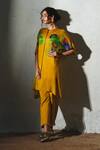 Basil Leaf_Yellow Linen, Silk, Shantoon Beads Round Neck, Split Printed Kurta And Pant Set _Online
