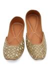 Buy_NR By Nidhi Rathi_Gold Embroidered Juttis