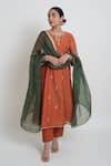 Buy_Sinjhar_Rust Chanderi Embroidery, Zari Round Neck, Split Kurta, Pant And Dupatta Set 