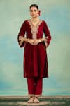 Shop_Swati Wadhwani Couture_Maroon Velvet, Crepe Embroidery, Metallic Thread, Piping V-neck Dabka Kurta Set _at_Aza_Fashions