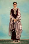 Buy_Swati Wadhwani Couture_Maroon Velvet, Tissue Embroidery V-neck Dabka Kurta Set With Dupatta _at_Aza_Fashions