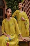 Buy_Vaayu_Yellow Muslin, Cotton Applique, Embroidery Citrine Bloom Kurta And Pant Set _Online_at_Aza_Fashions