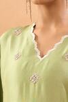Archana Shah_Green Embroidery V-neck Kurta And Pant Set _Online_at_Aza_Fashions