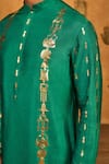 Masaba_Green Silk Foil Printing Totem Lines And Pot Kurta Set _at_Aza_Fashions