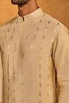 Buy_Masaba_Beige Silk Embroidery Little Pots Motif Raw Kurta And Pant Set 