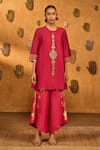 Buy_Masaba_Pink Silk Embroidery, Sequins, Zari, Raspberry Windrop Kurta And Checks Pant Set _at_Aza_Fashions