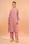 Buy_Naintara Bajaj_Pink Linen Embroidery V-neck Floral Kurta And Pant Set _at_Aza_Fashions