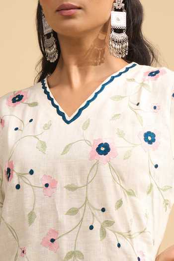 Khwaab By Sanjana Lakhani_Cream Linen Embroidery V-neck Floral Kurta And Pant Set _Online_at_Aza_Fashions