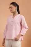 Naintara Bajaj_Pink Embroidery Split V-neck Kurta With Puff Sleeves _Online_at_Aza_Fashions