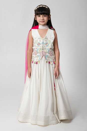 Buy_Partykles_Ivory Cotton, Silk, Tulle Embroidery, Patchwork, Tassels Lehenga Set _at_Aza_Fashions