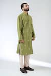 Aariyana Couture_Green Embroidery Geometric Kurta Set _at_Aza_Fashions
