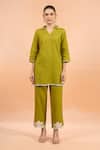 Naintara Bajaj Green Cotton, Linen Embroidery V-neck, Collared Kurta And Pant Set Online at Aza Fashions Naintara Bajaj_Green Cotton, Linen Embroidery V-neck, Collared Kurta And Pant Set _Online_at_Aza_Fashions